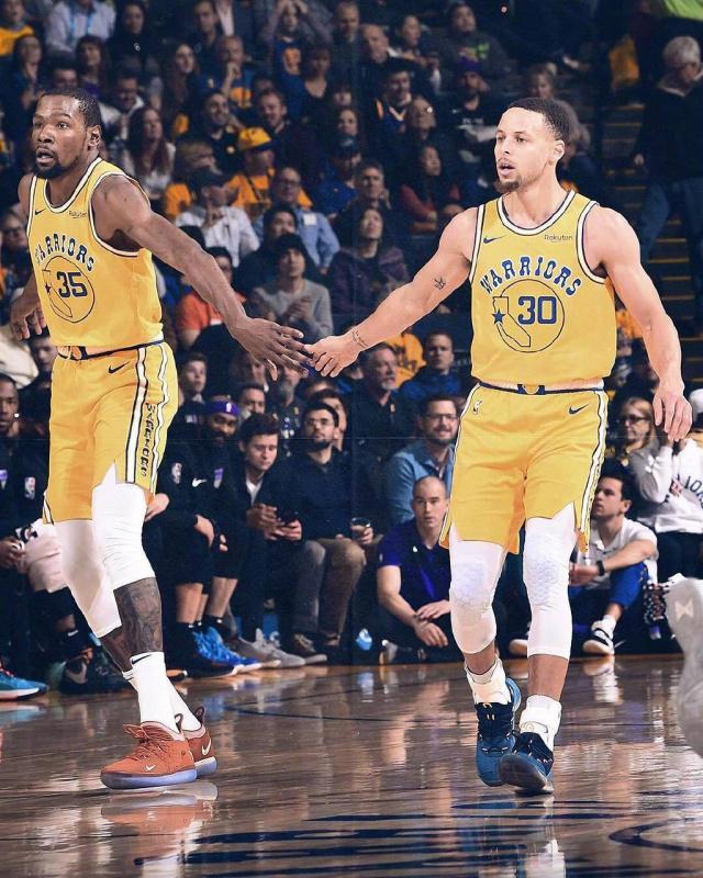 项目和餐饮 项目和餐饮