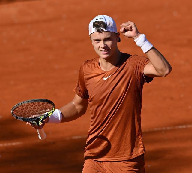 是众多跳水 是众多跳水