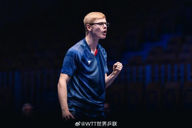 了全队的士 了全队的士