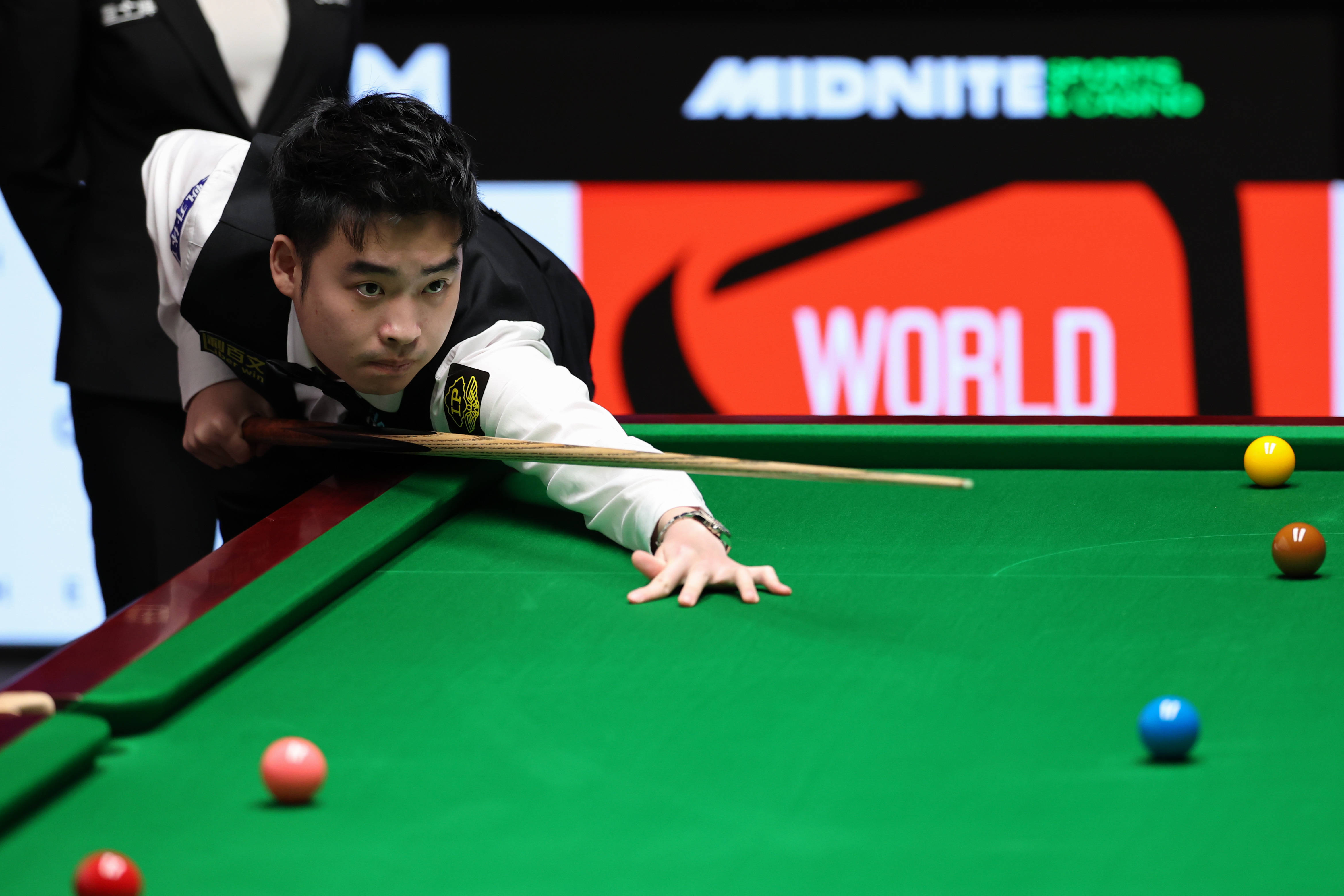 中的拼搏和 中的拼搏和